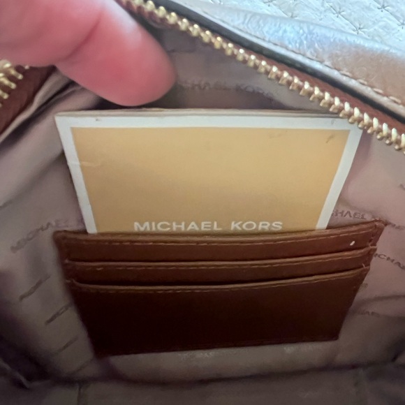 EUC Brown and tan Michael Kors crossbody purse with gold accents 👜 - Picture 6 of 9